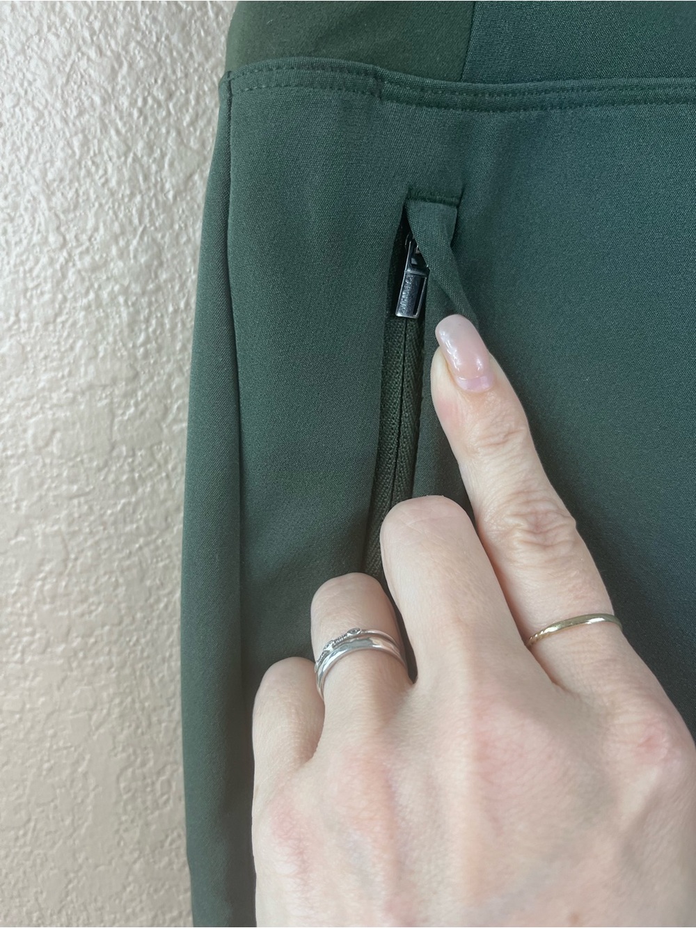 Athleta Endless High Rise tapered pants in dark green - Picture 5 of 9